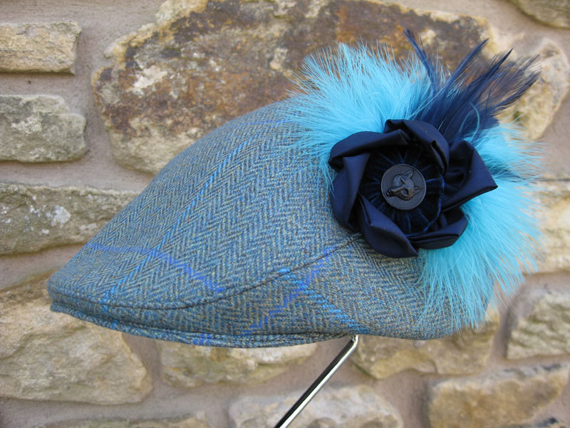 BLUE REEF BUBBLE plain Femmes Classique Chic Menton Sangle Bonnet